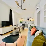 Newly Renovated Apartment With Balcony, Ac, Fiber Internet