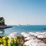Le Méridien Beach Plaza