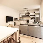 Monaco Prestige, Bnb Rickeys