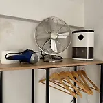 Chambre De Bonne