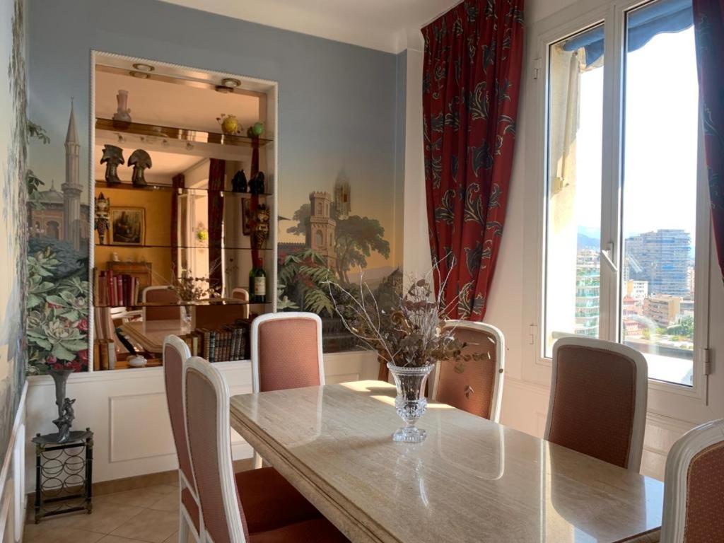 Port View Apartment