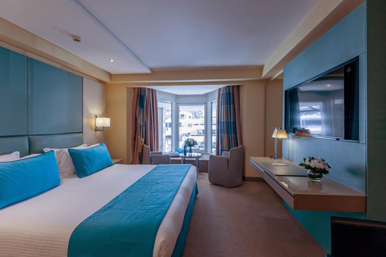 Hotel Port Palace