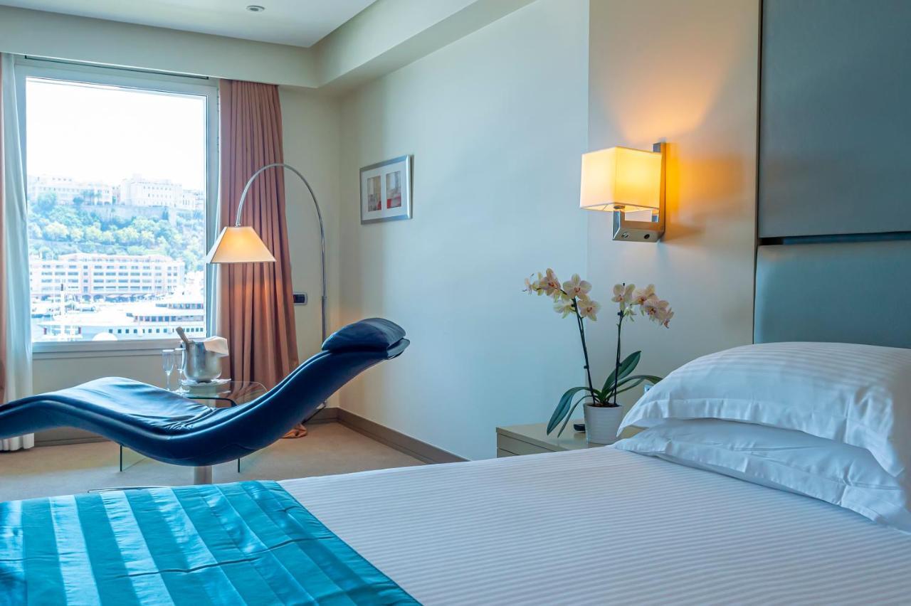 Port Palace 4*