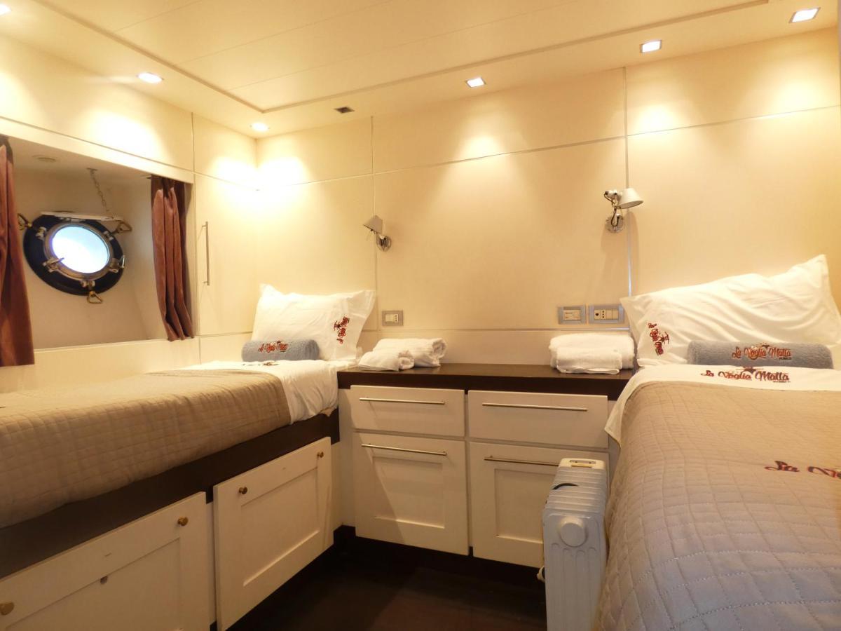 Bateau-hôtel La Voglia Matta *