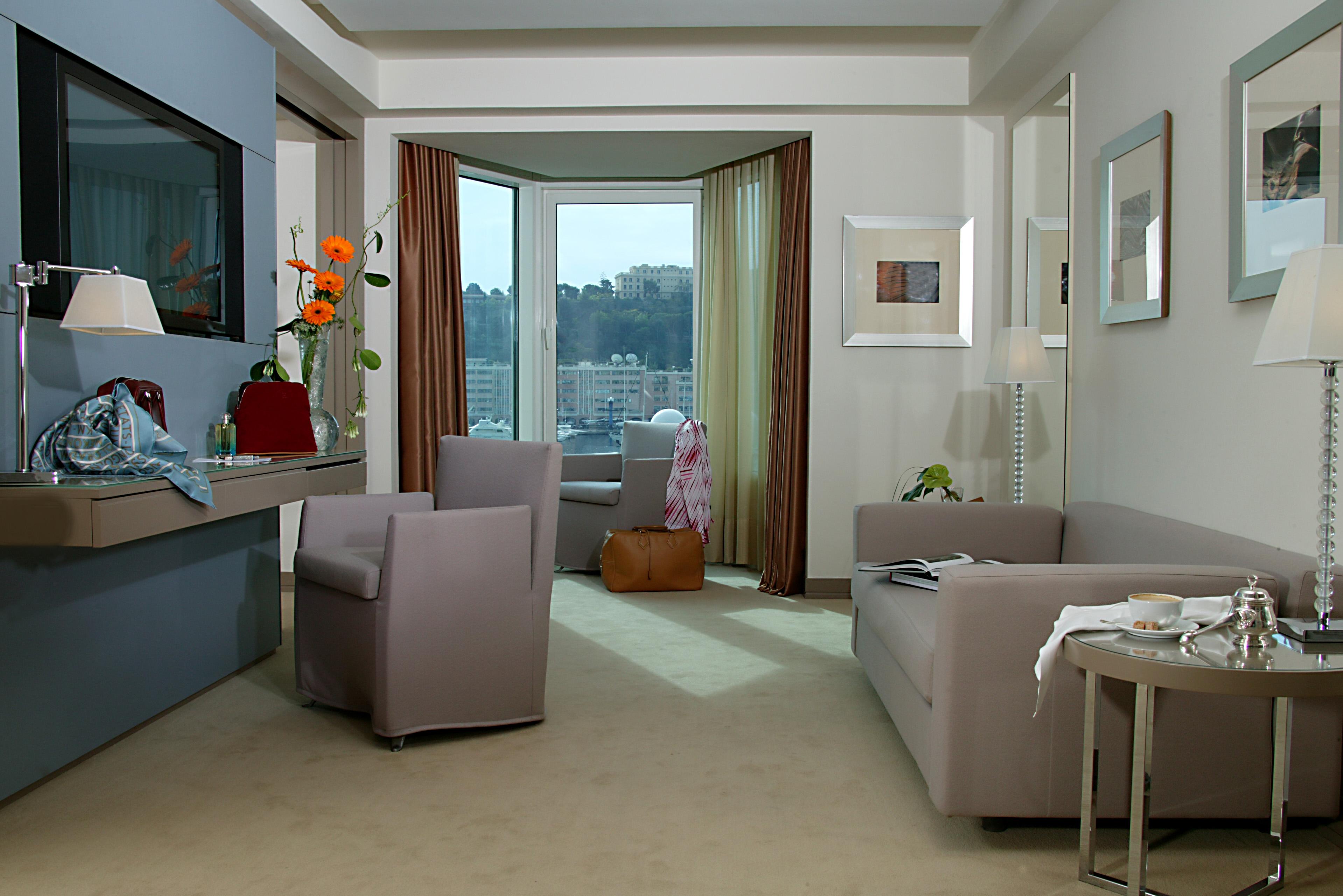 Port Palace Hotel 4*