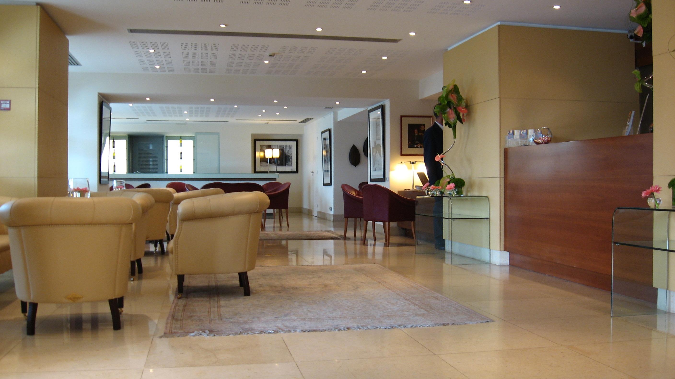 Port Palace 4*