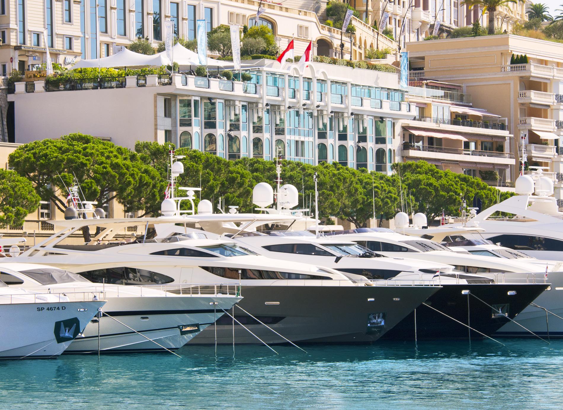 Port Palace 4*