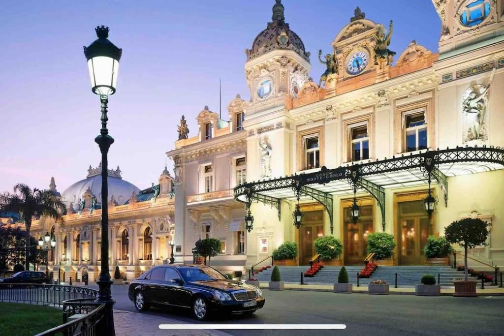 Cozy In Center Monte Carlo