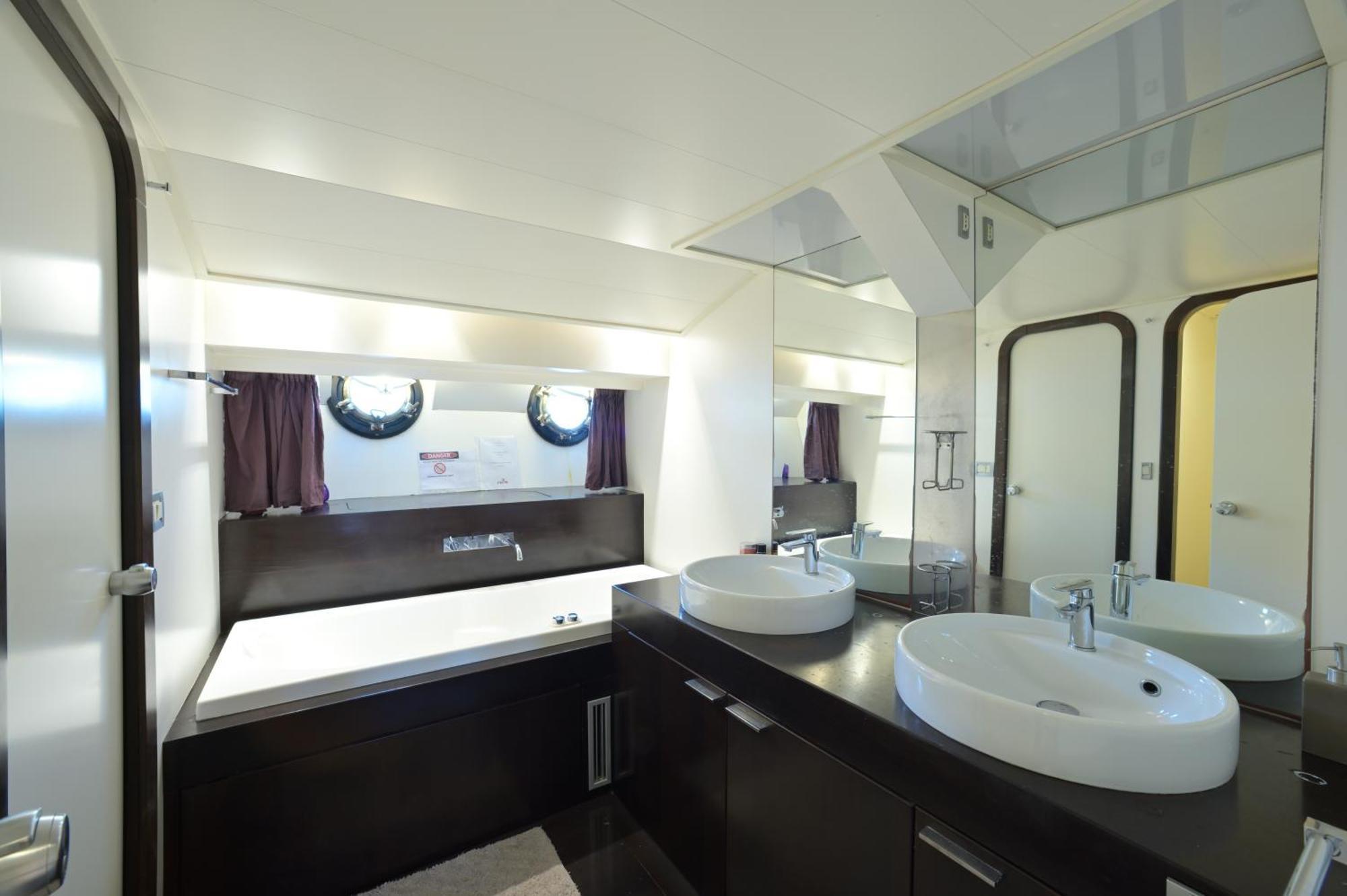 Bateau-hôtel La Voglia Matta