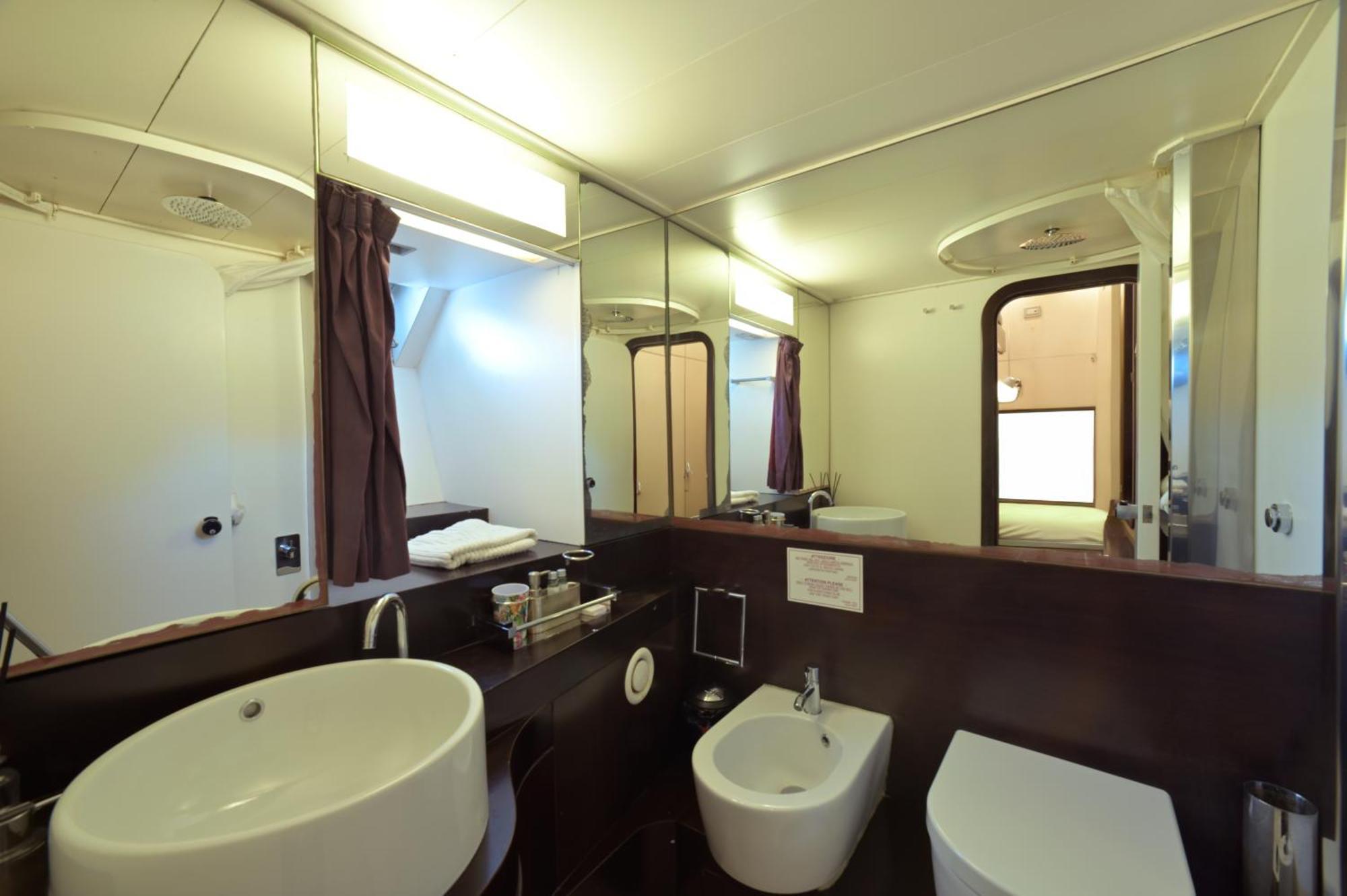 Bateau-hôtel La Voglia Matta Monte-Carlo
