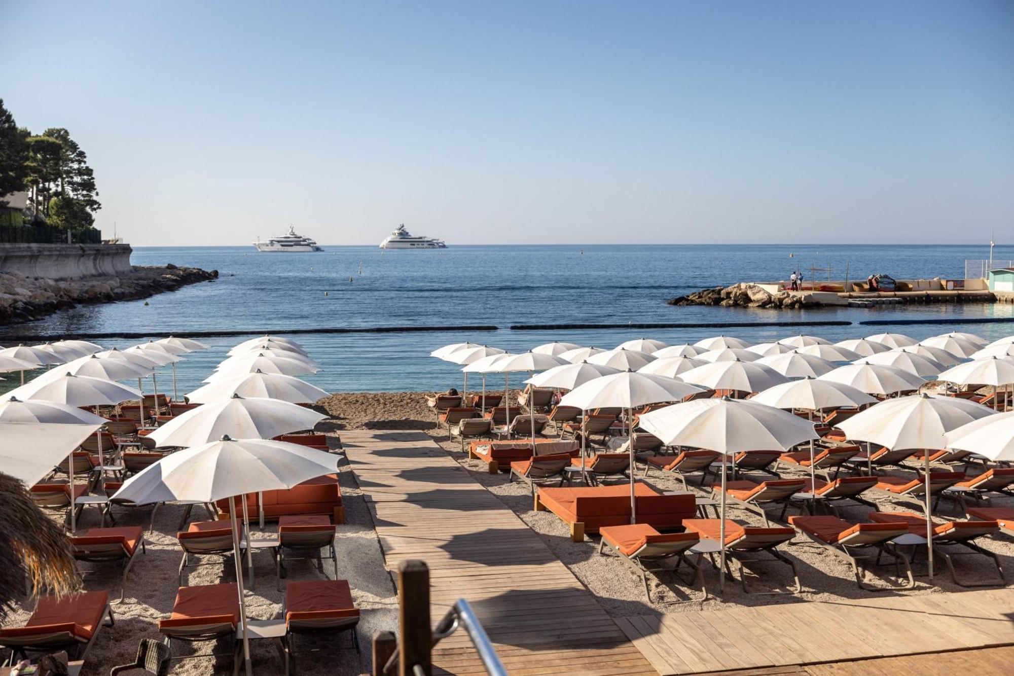 Le Méridien Plaza Hotel 4*