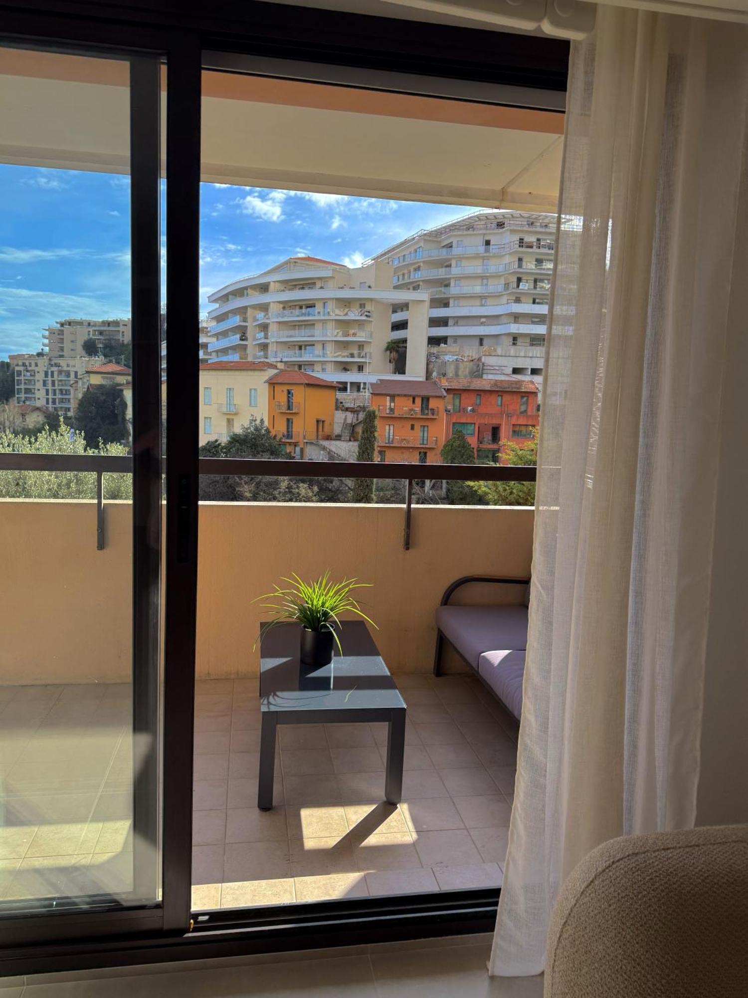 De Luxe Portes De - Vue - Piscine - Wifi Apartment Monte Carlo