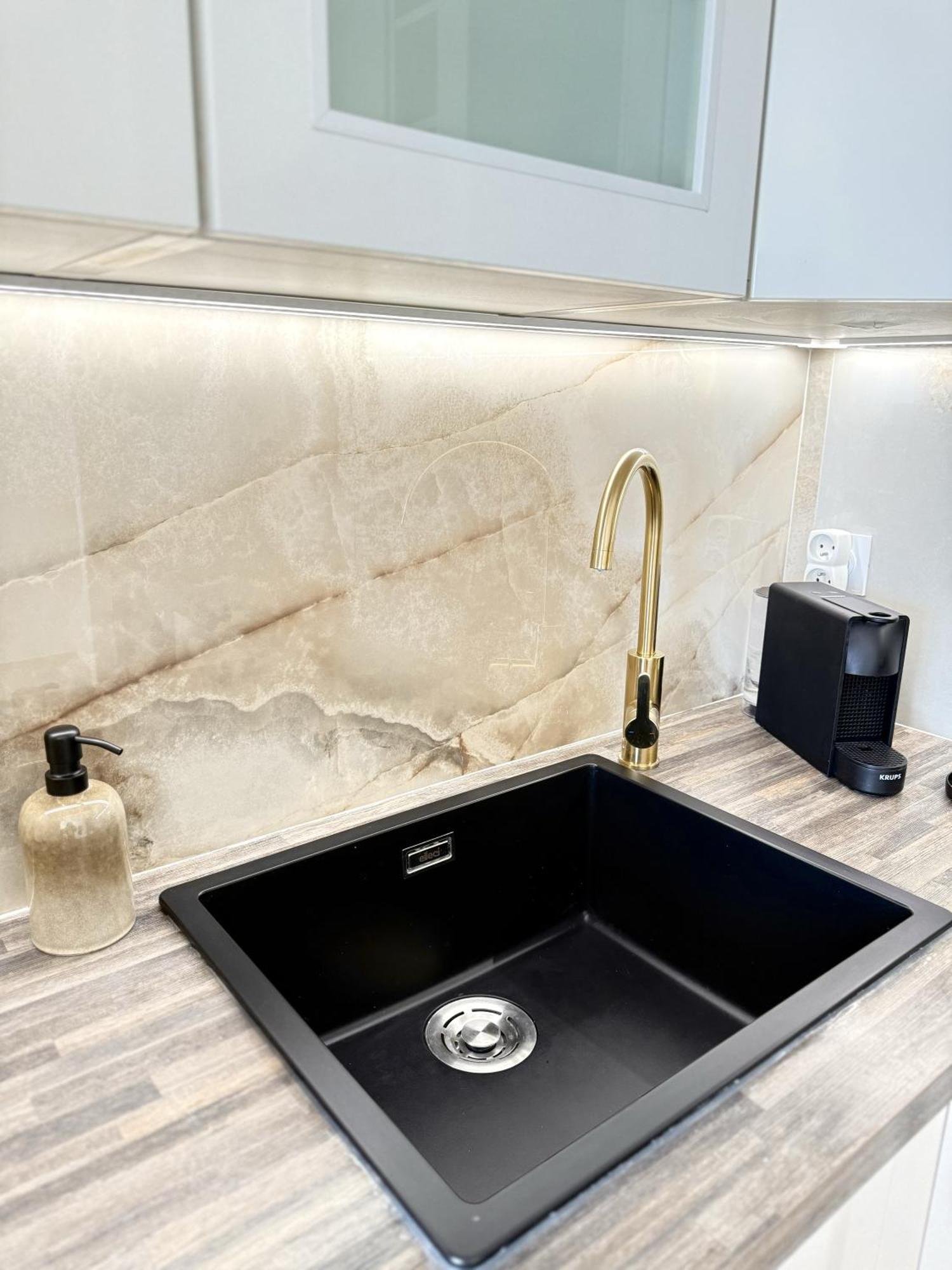 Apartment De Luxe Portes De - Vue - Piscine - Wifi *