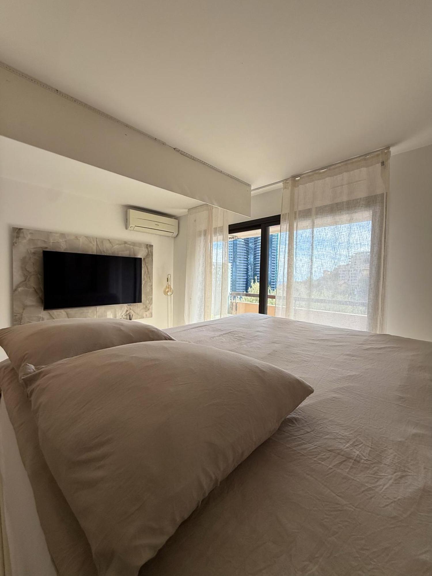 De Luxe Portes De - Vue - Piscine - Wifi Apartment Monte Carlo