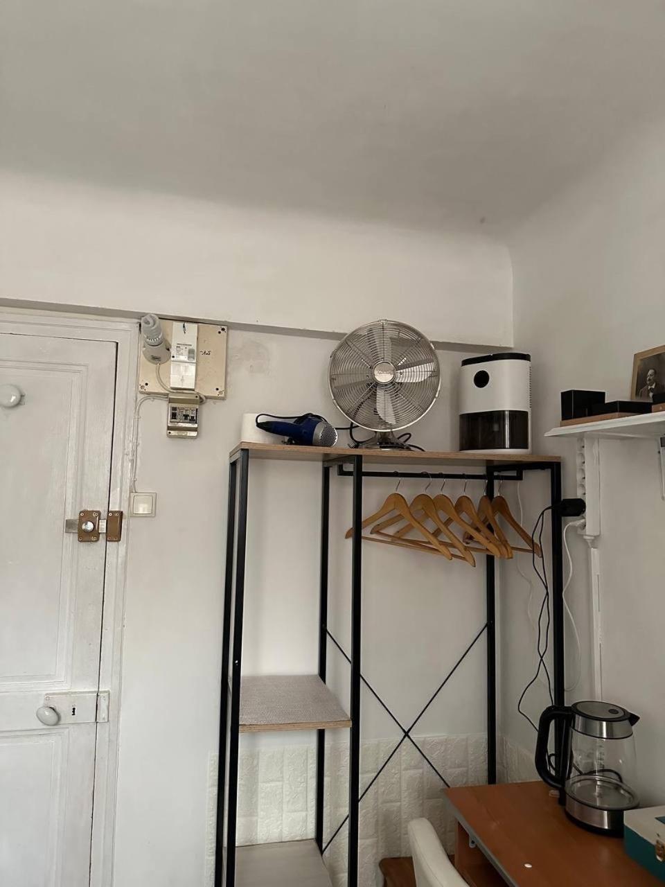 Apartment De Bonne *