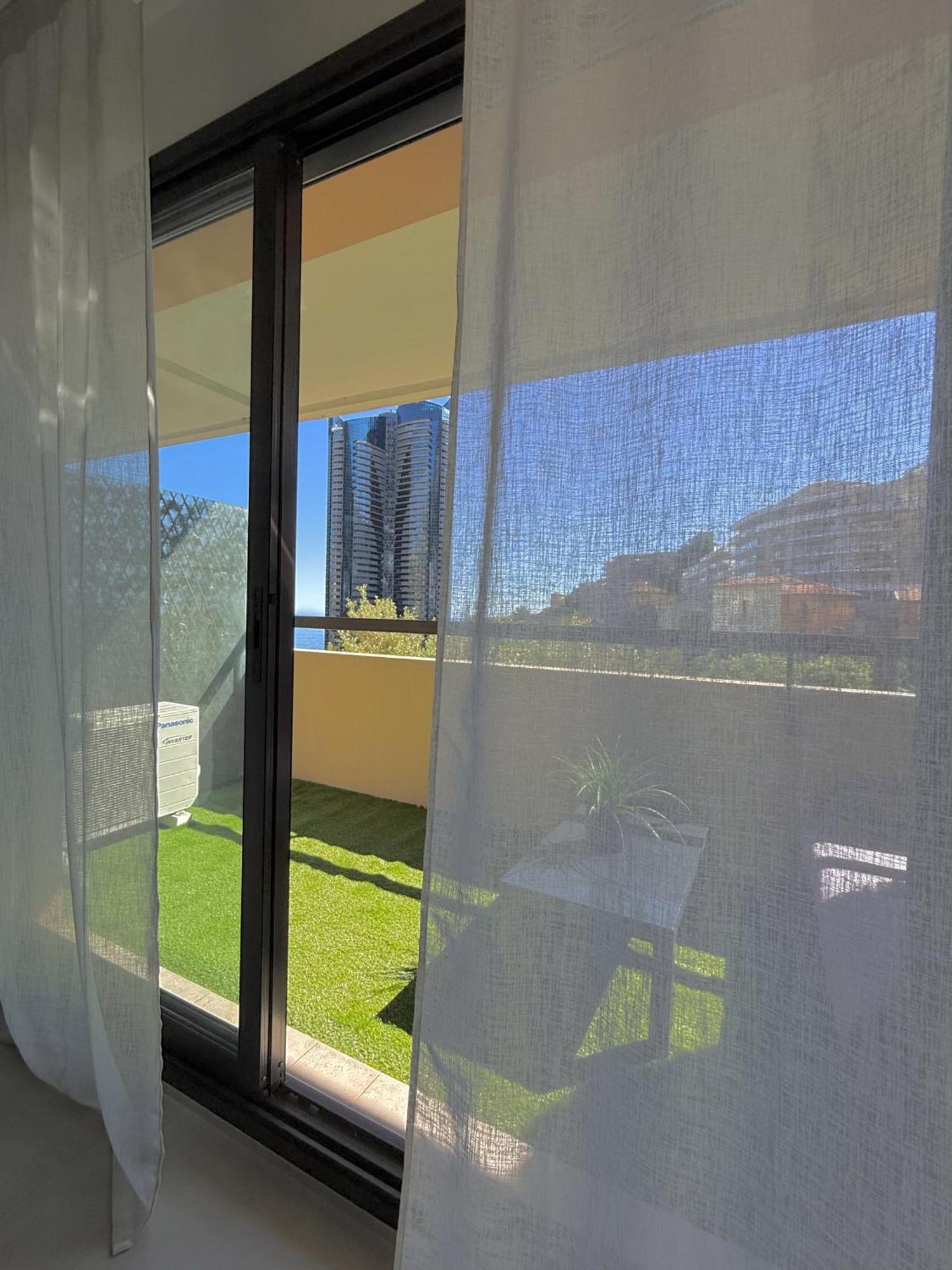 De Luxe Portes De - Vue - Piscine - Wifi