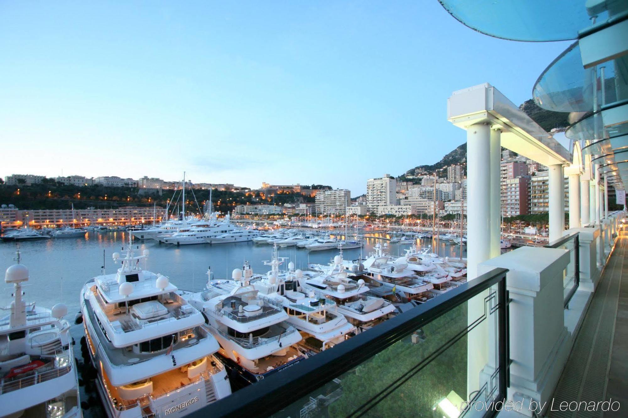 Port Palace 4*
