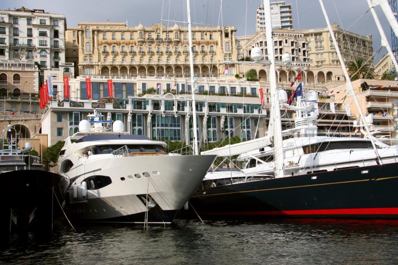 Hotel Port Palace
