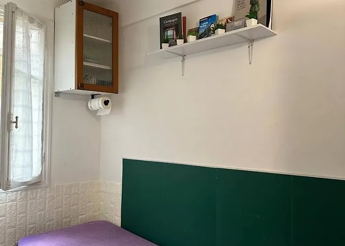 Chambre De Bonne