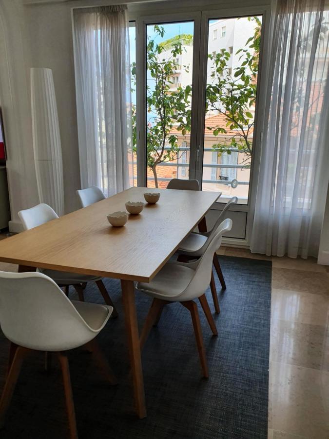 Centre Carre D'or Apartment