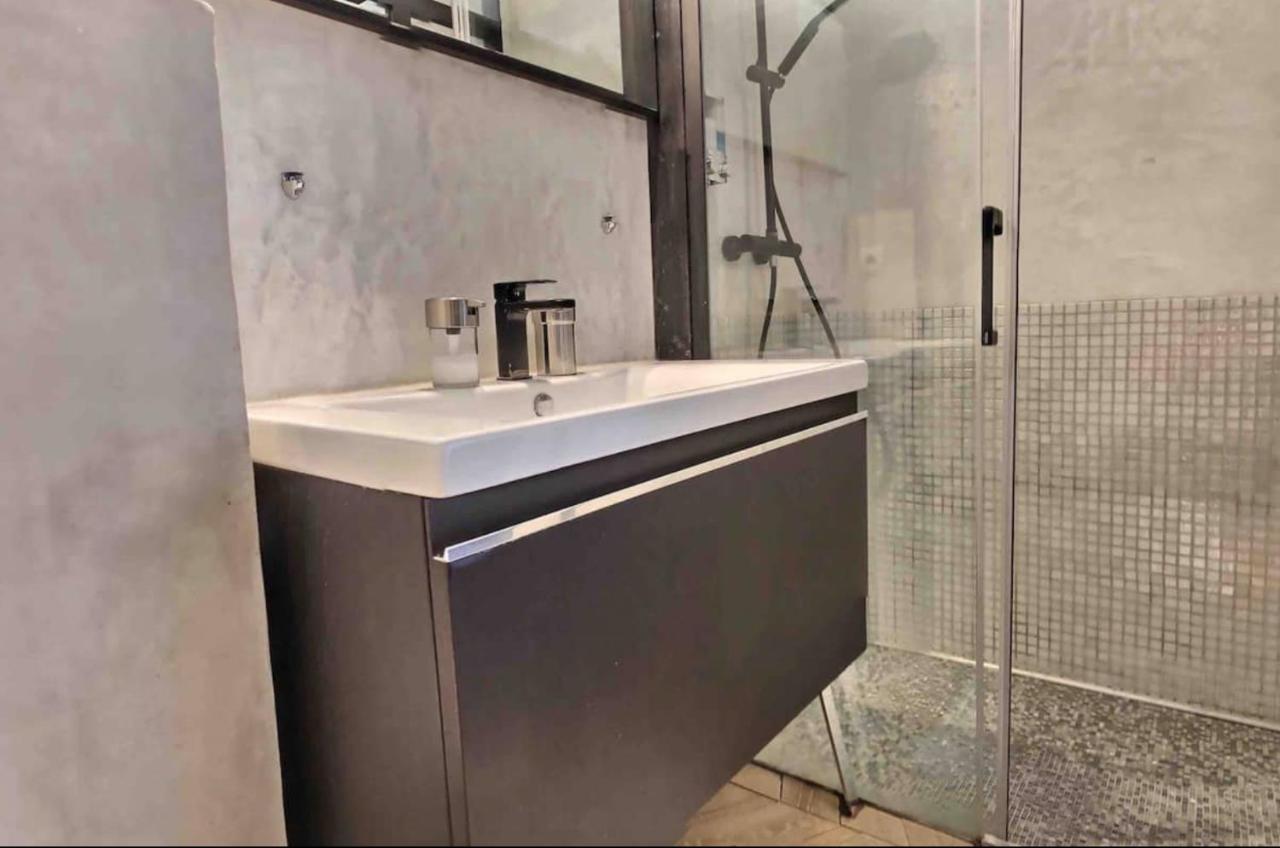 Beautiful Fully Renovated Centrally Located Apartment Monte-Carlo