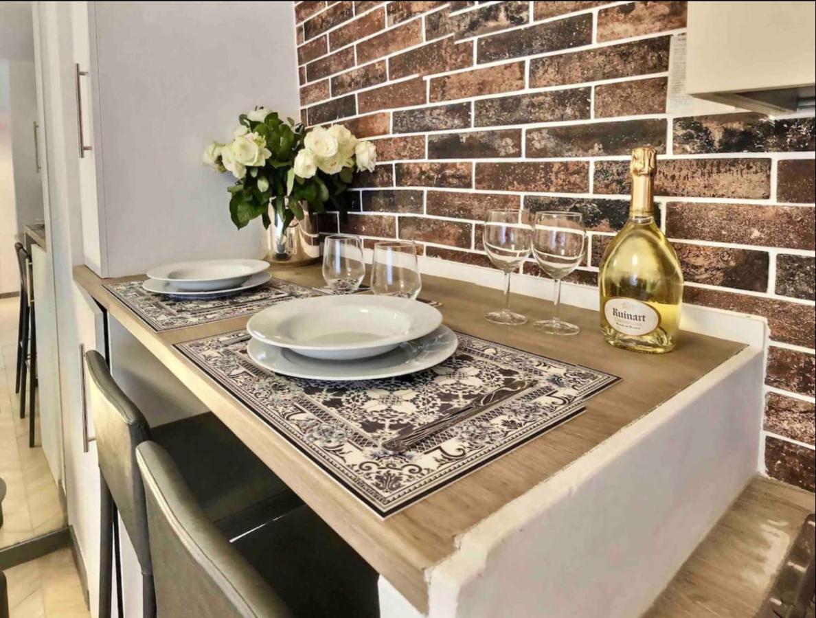 Apartment Beautiful Fully Renovated Centrally Located