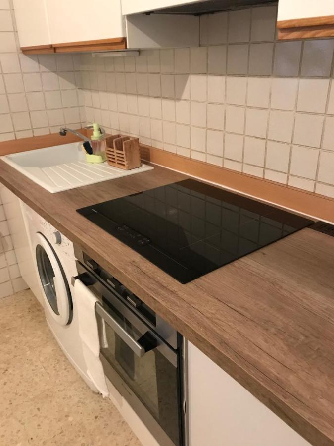 2 Pieces Avec Terrasse *
