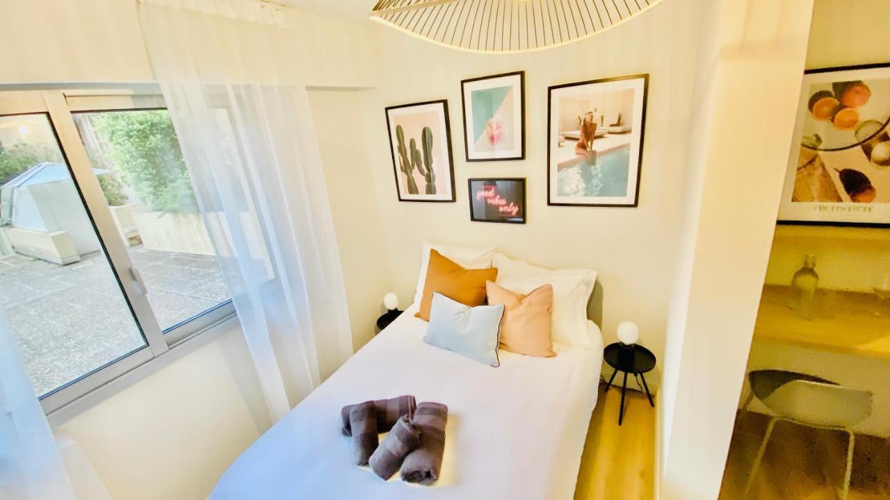 Apartment New Designer Next To Casino Square With Ac & Internet