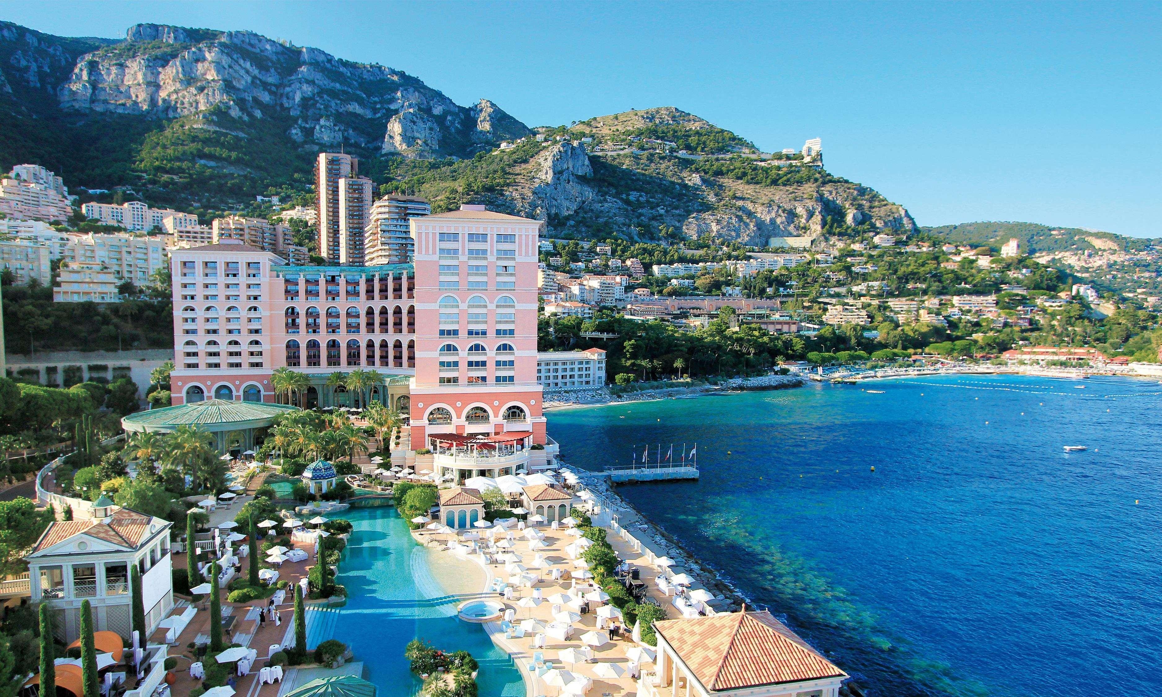 Monte-carlo Bay & Hotel