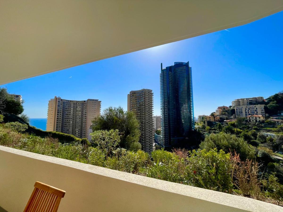 Luxueux Neuf - Frontiere - Piscine - Parking Prive Apartamento