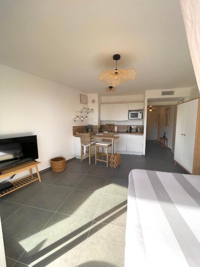 Apartamento Luxueux Neuf - Frontiere - Piscine - Parking Prive Monte Carlo