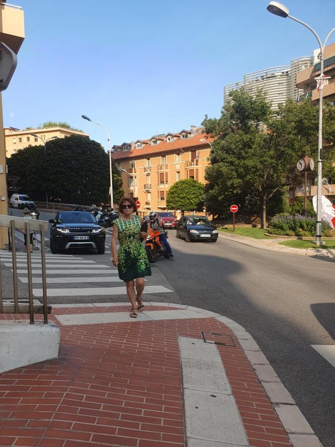 Super * Monte-Carlo