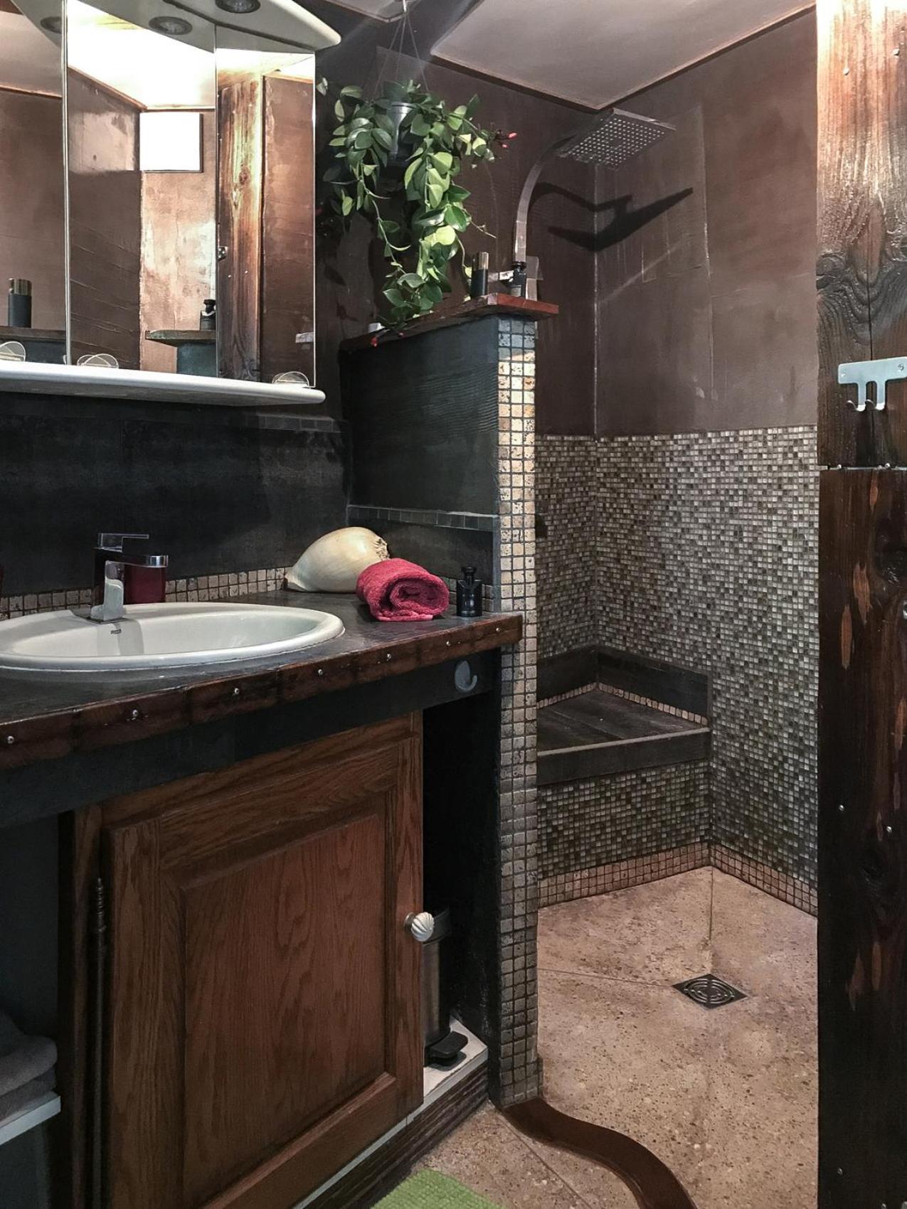 Le Cabanon De Monte-carlo Avec Jardin Privé