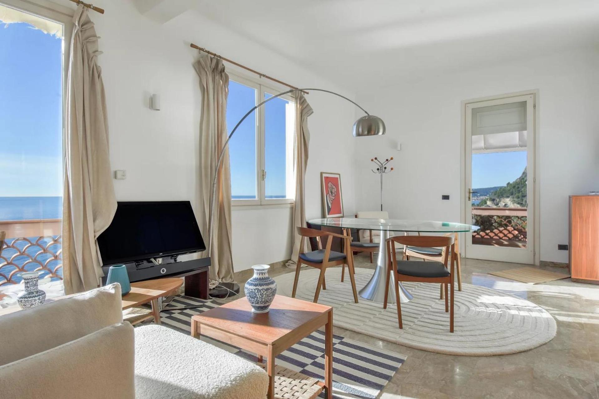 Full Sea View Near With Pool