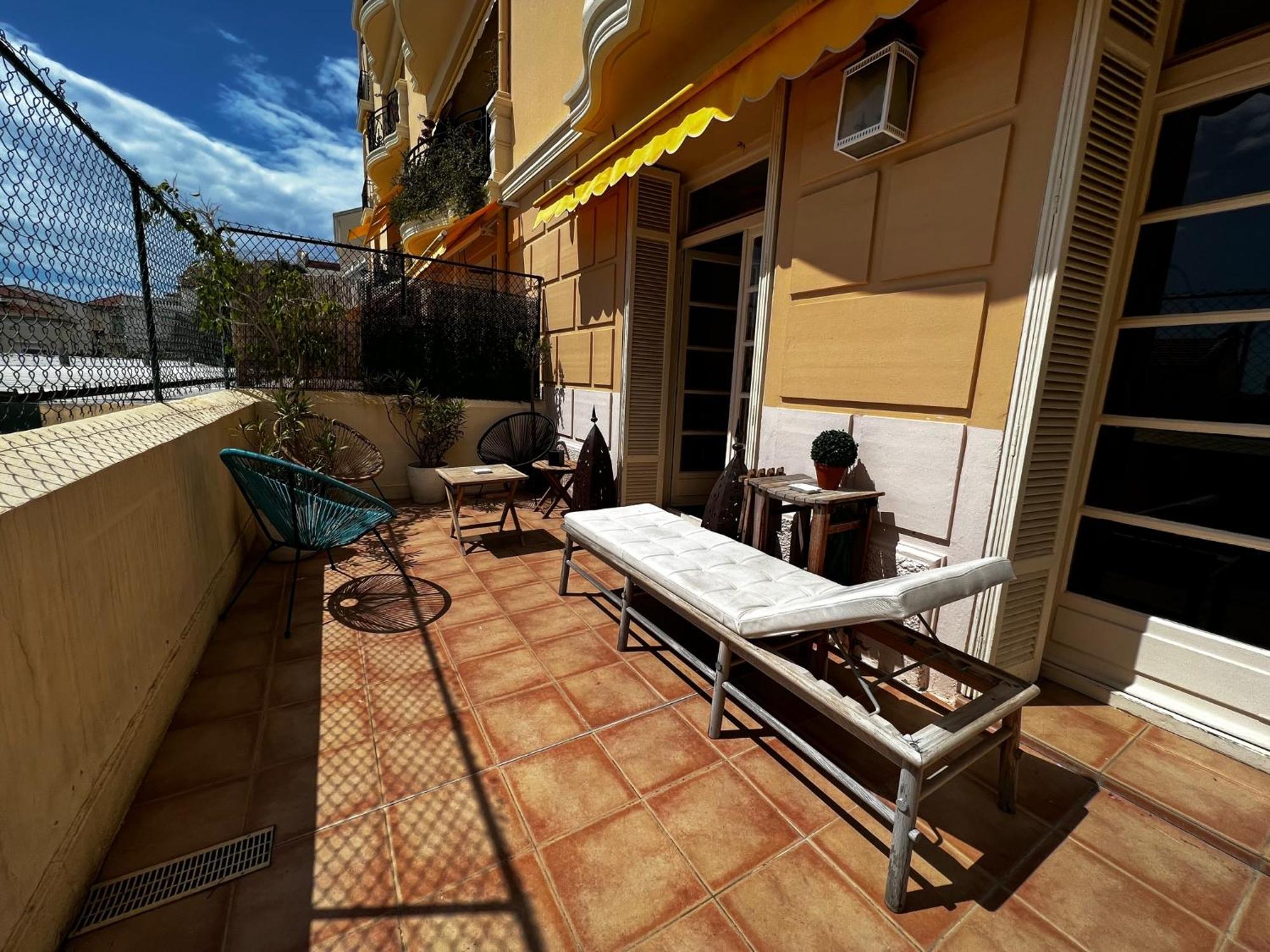 Apartment 3 Pieces Avec Terrasse - 150m Du Palais Sur Le Rocher