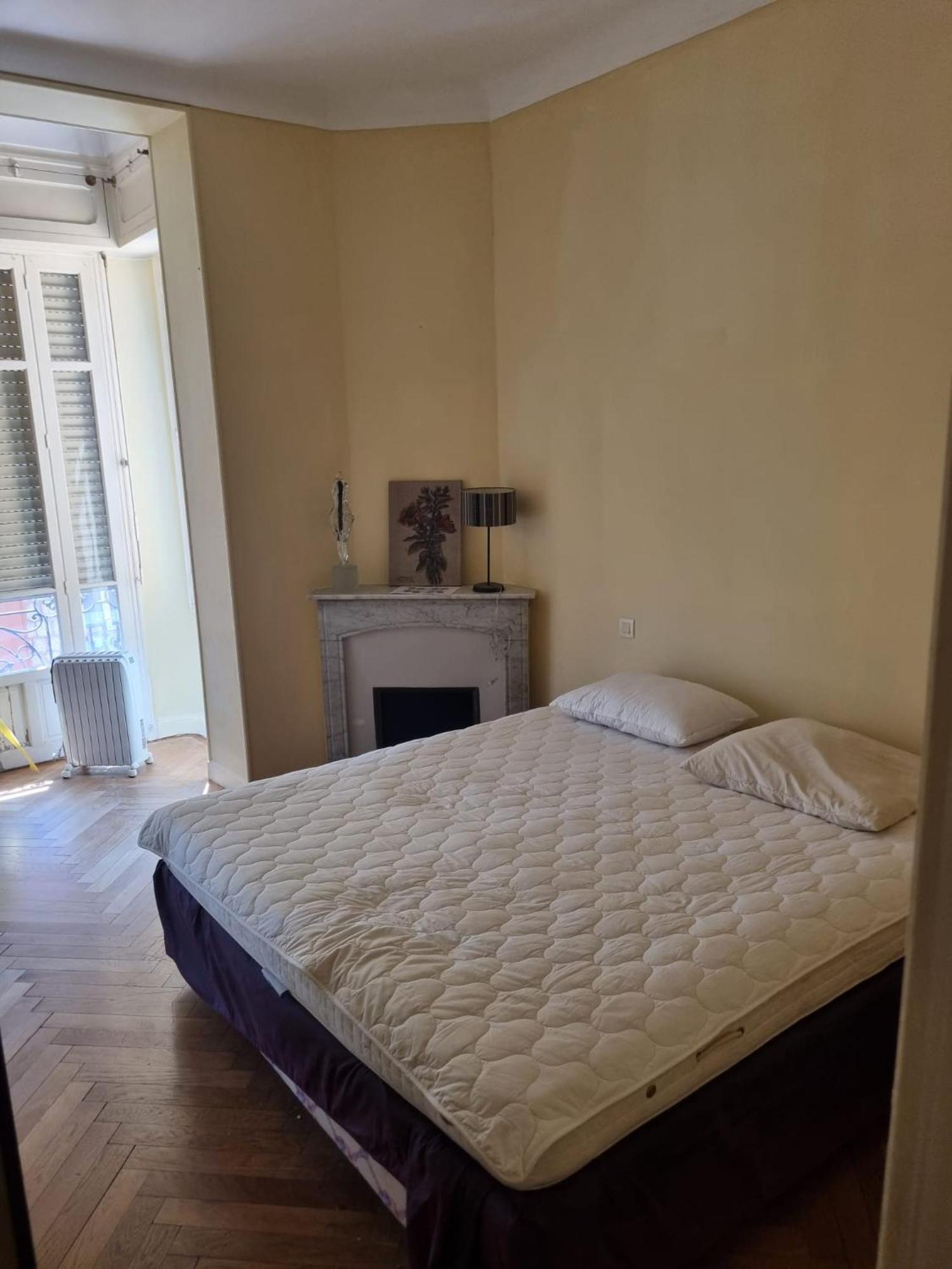 A Montecarlo Apartment