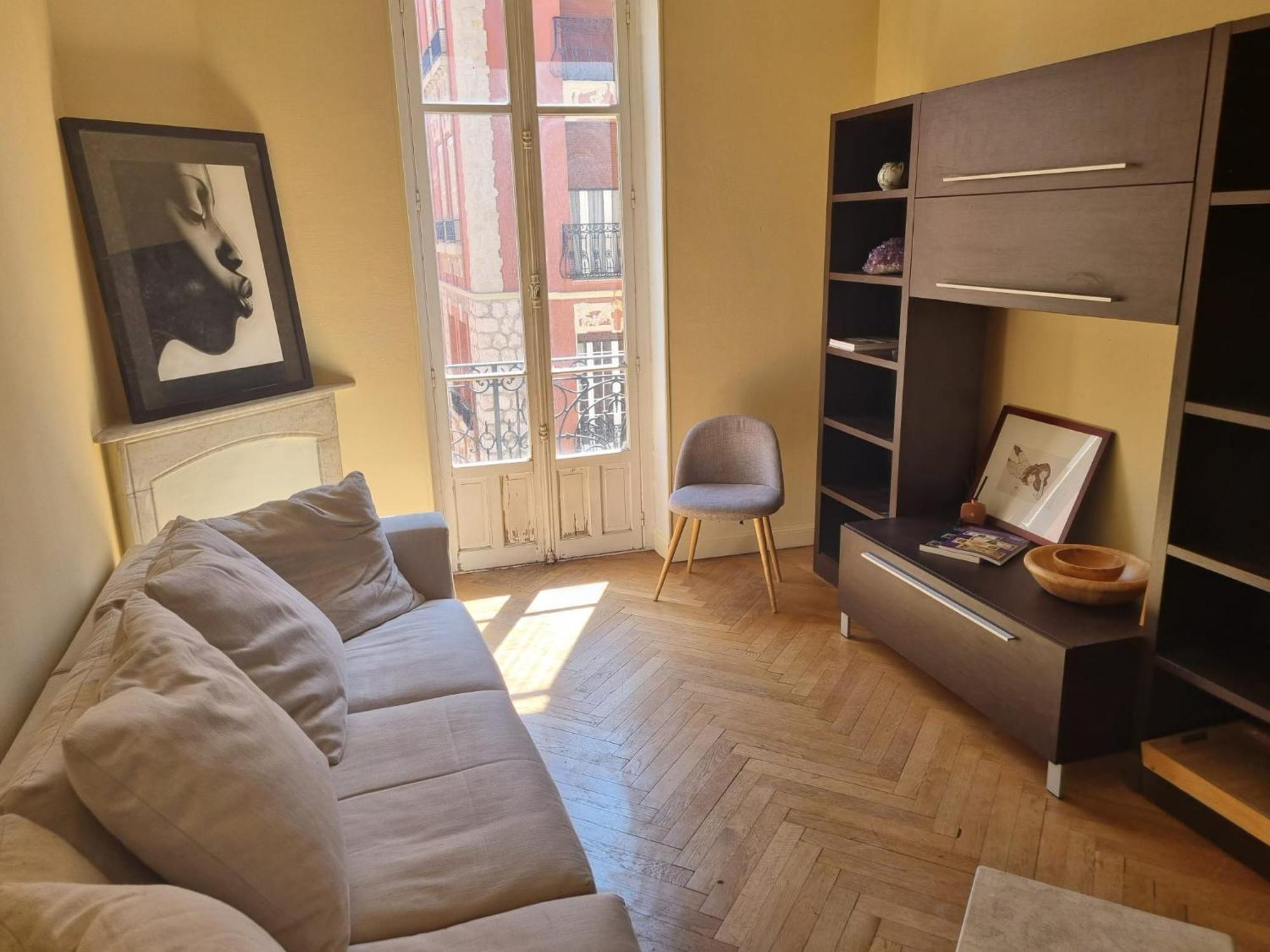 A Montecarlo Apartment *