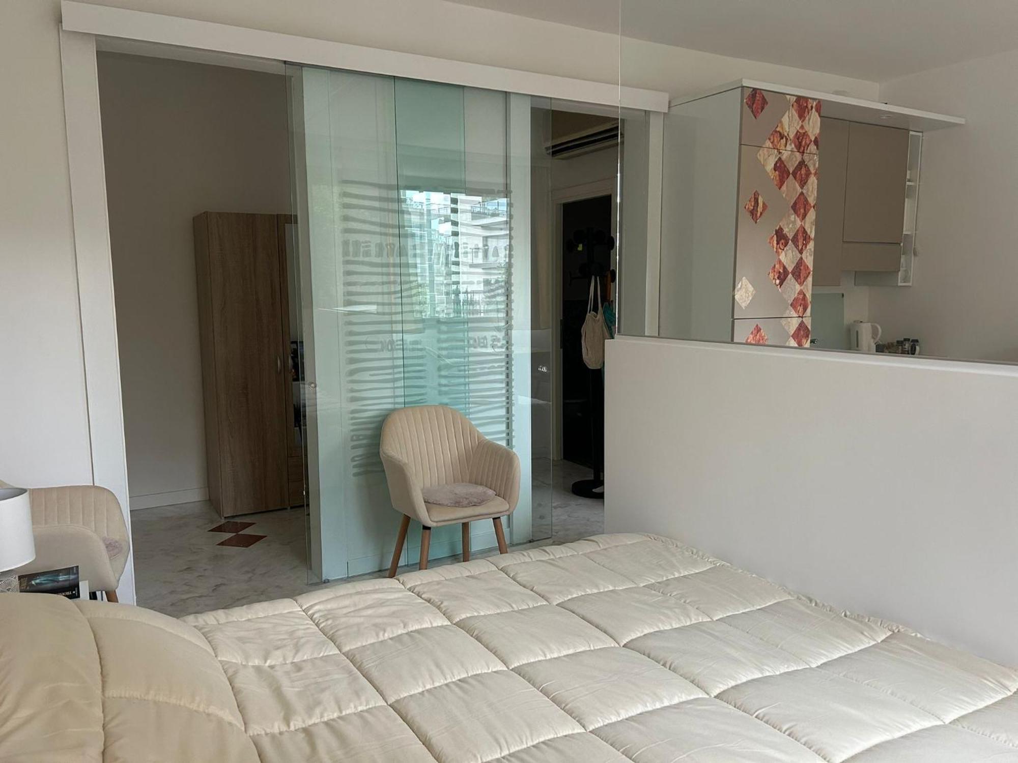 Apartment Apparemment - Jardin Exotique - 45 Metres Carres *