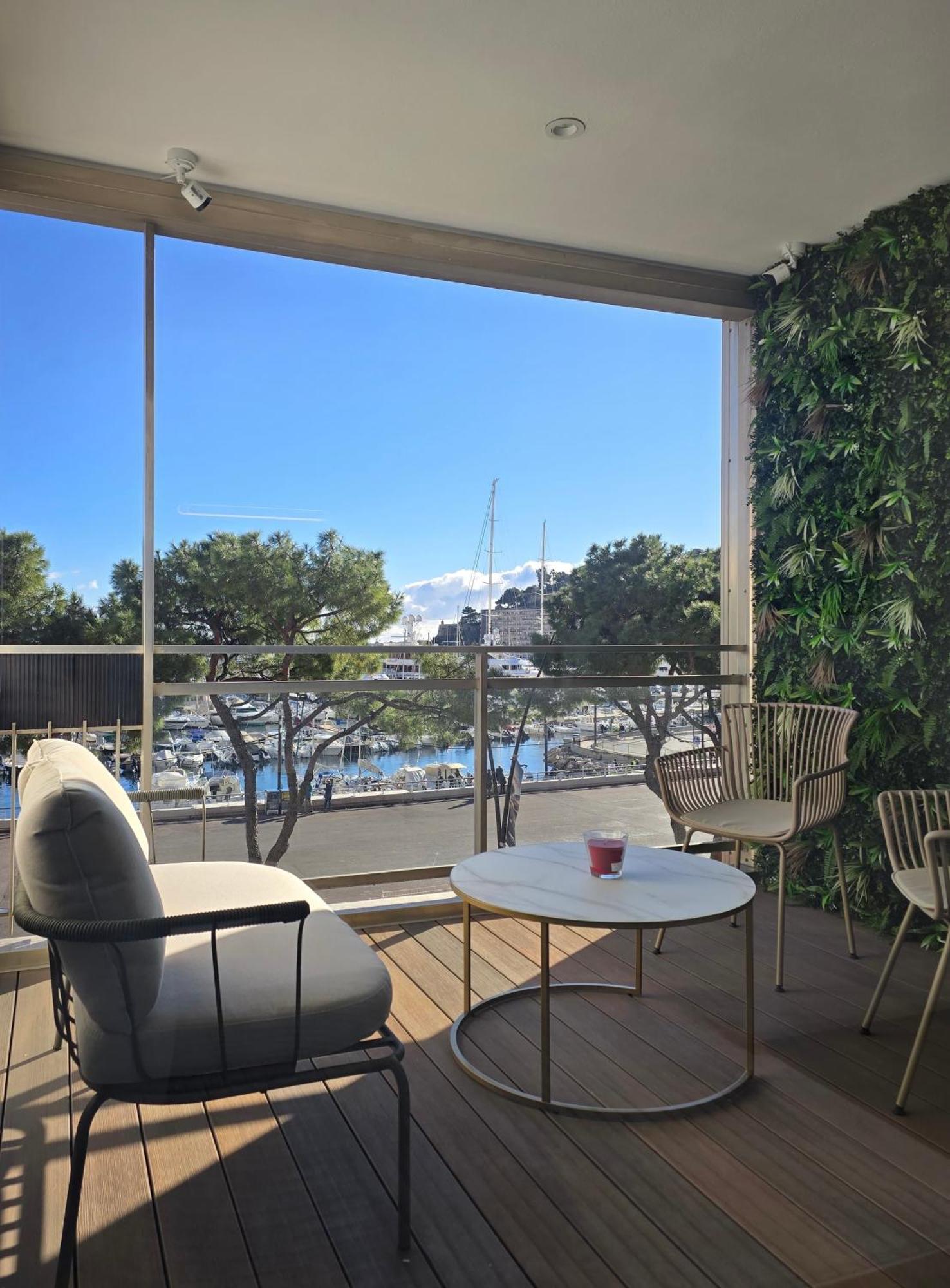 La Loge Du Grand Prix Apartment *