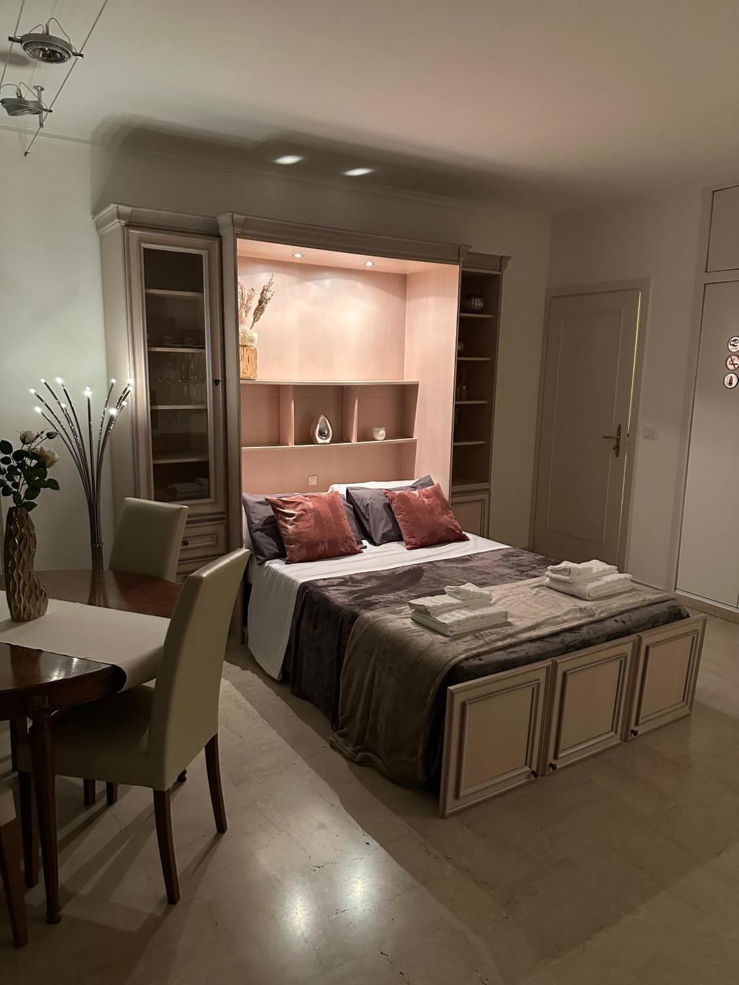 Apartment Maison Blanc