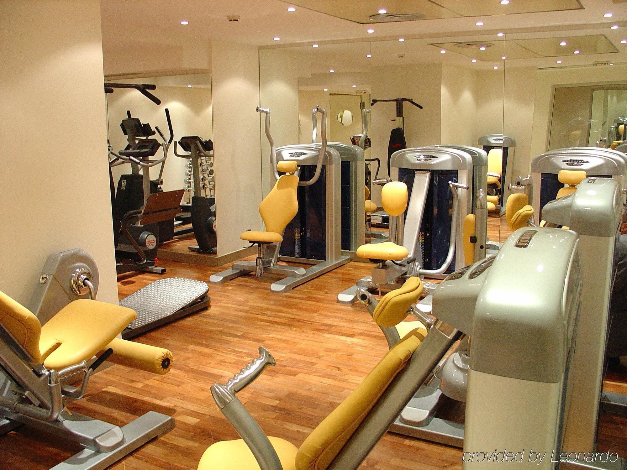 Port Palace Hotel 4*