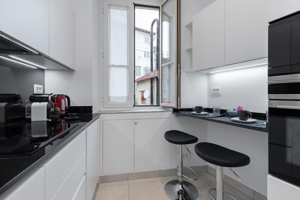 View Apartment *
