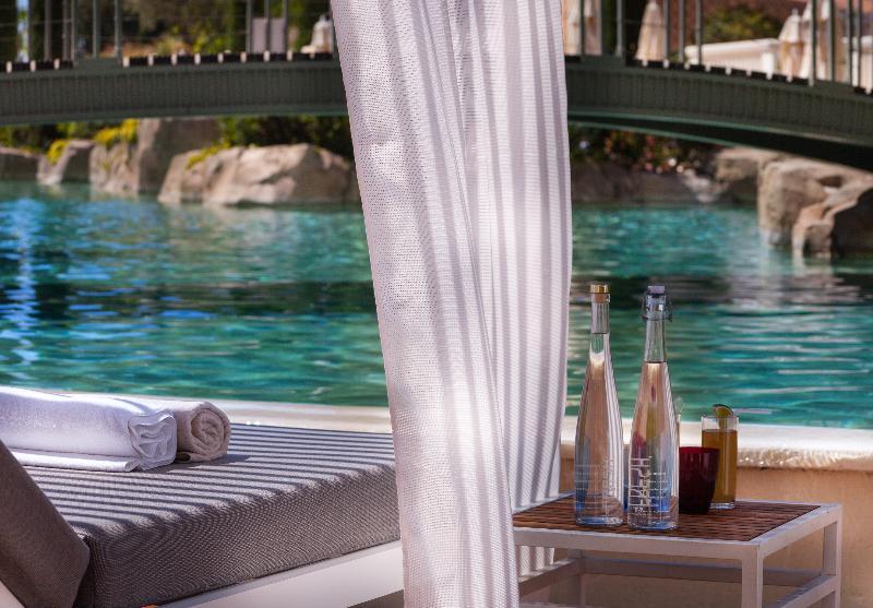 Hotel Monte-carlo Bay & 4*