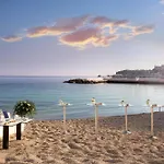 Le Meridien Beach Plaza