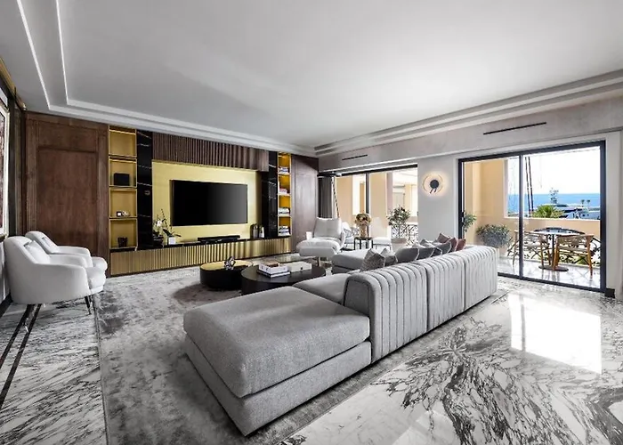 Luxury 3 Bdr Seaside Plaza Monaco