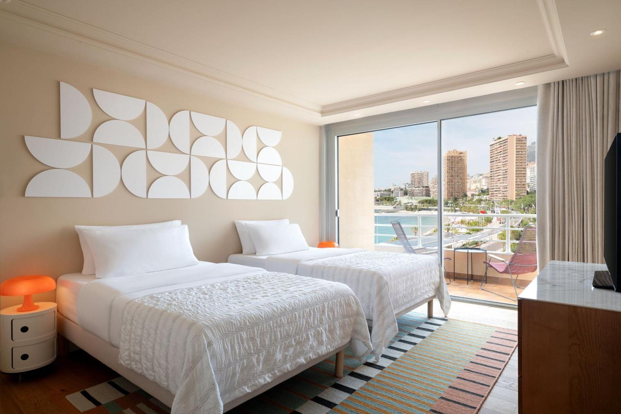 Le Meridien Plaza