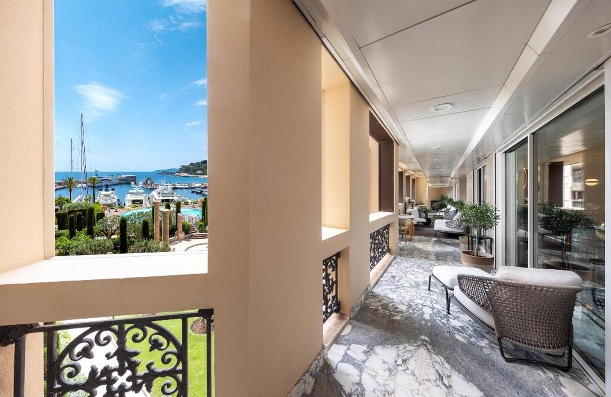 Apartment Luxury 3 Bdr Seaside Plaza