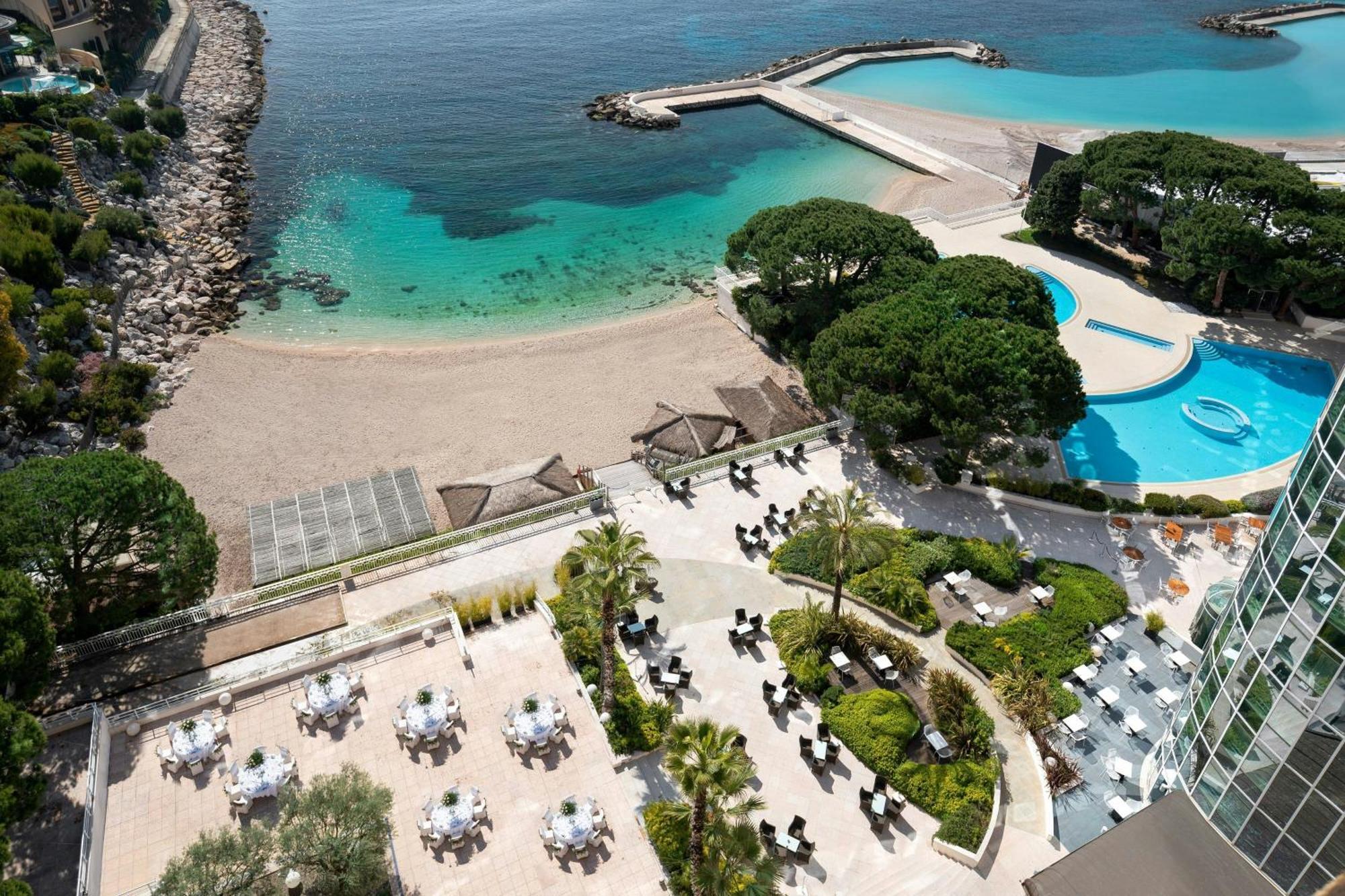 Le Meridien Plaza