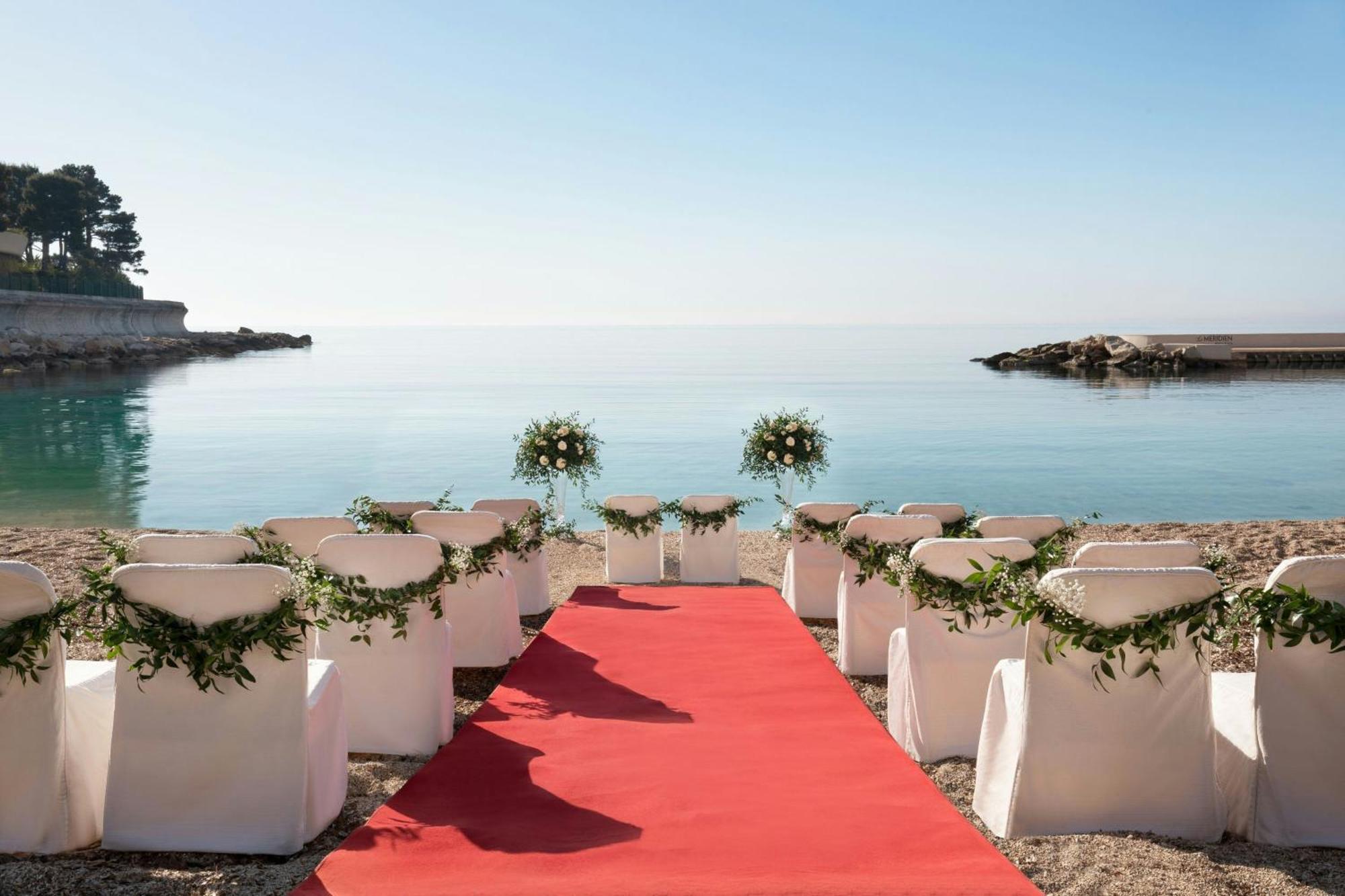 Le Meridien Plaza