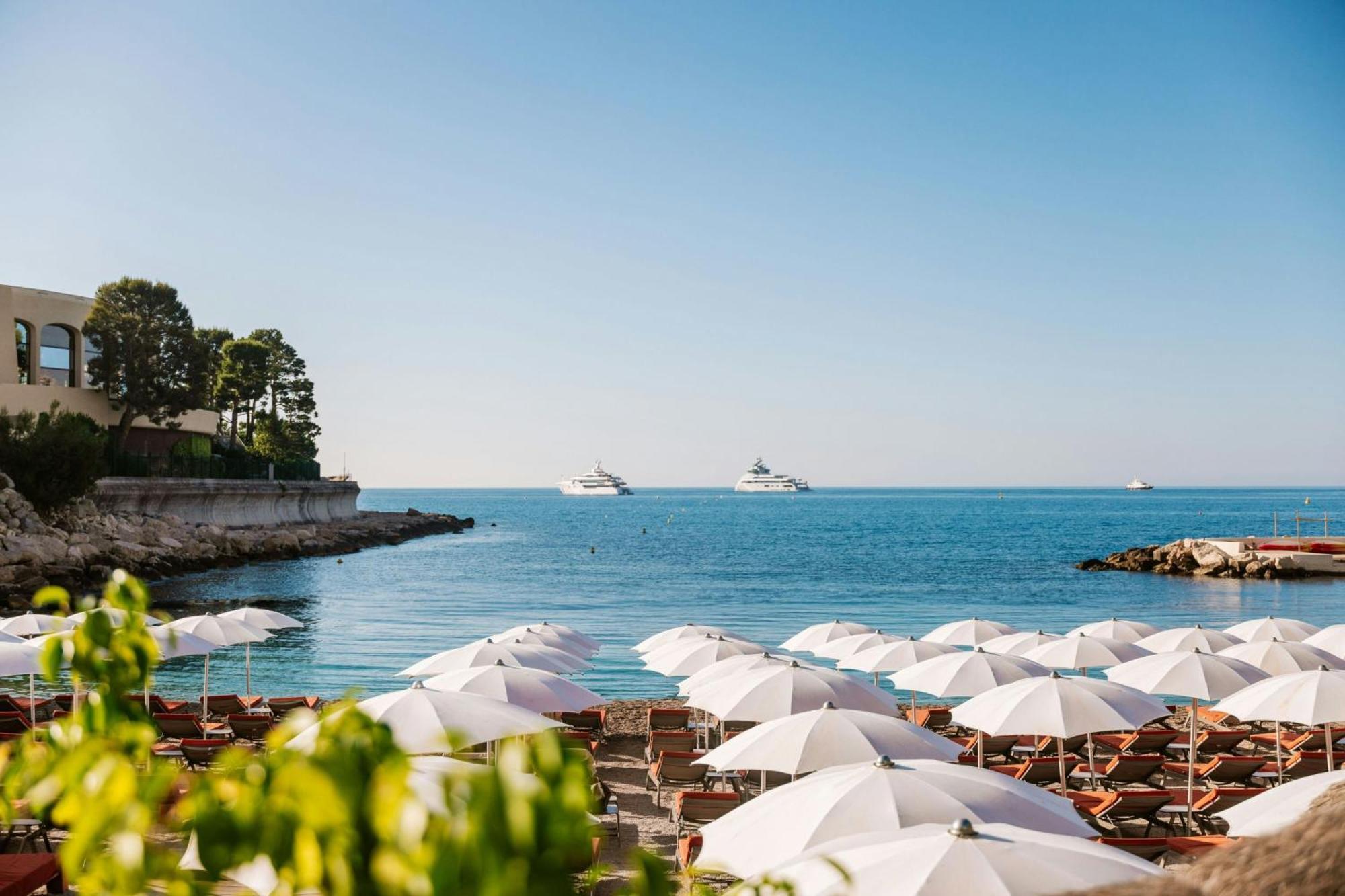 Le Meridien Plaza Hotel